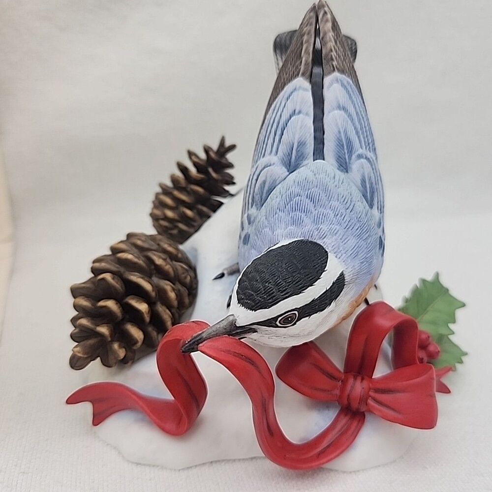 Figurine Lenox Blue Bird 2001 Christmas Nuthatch Limited Edition Porcelain Box